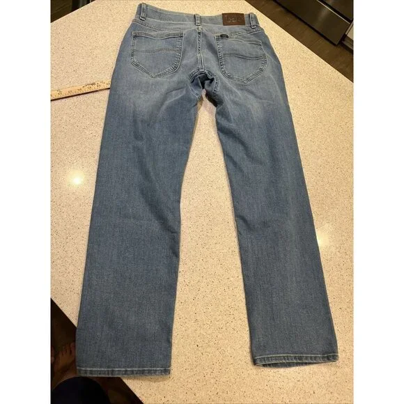 Lee Men's Extreme Motion MVP Straight Tapered Leg Jean 31x30 NWT - Picture 8 of 10